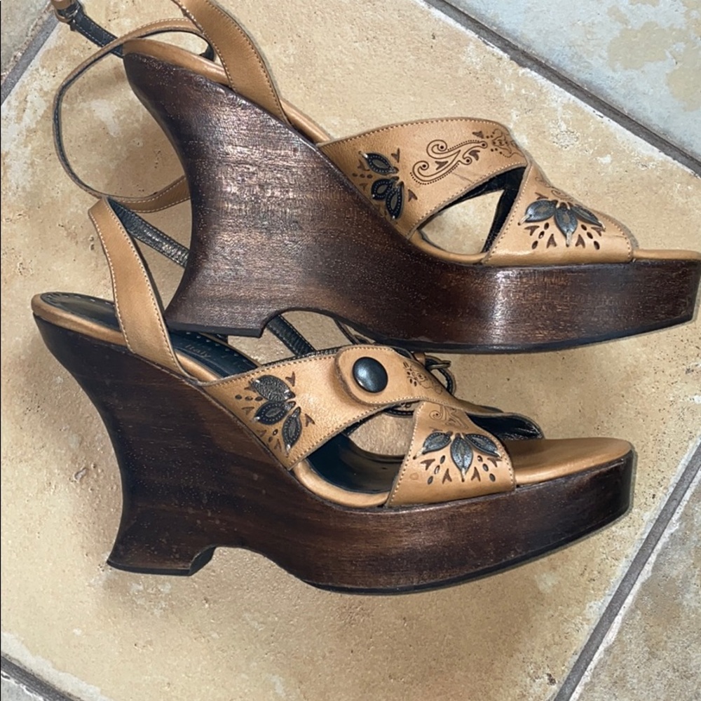 Isabella Fiore Vintage Wood Wedge Heel